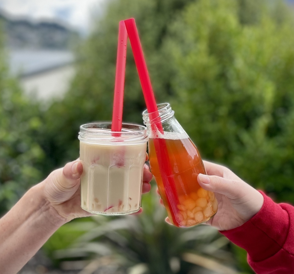 Glass & metal bubble tea straws for popping boba