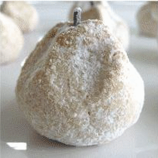 Almond Pears
